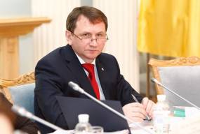 ОГЛЯД ЗМІ: Ексклюзивне інтерв’ю Голови РСУ Олега Ткачука  Олег Ткачук: "Суди позбулися старих звичок. А до тих, які не встигли цього зробити, РСУ готова приїхати і допомогти"
