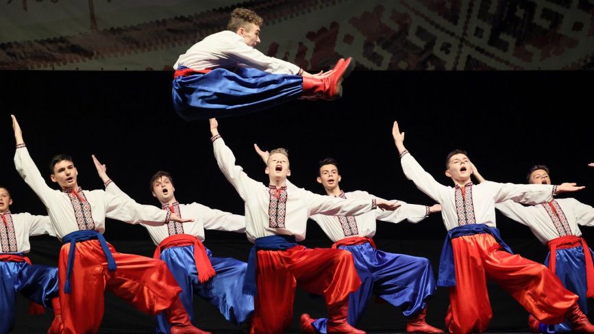 «У Литві величезна кількість прапорів України»: вінницьку «Радість» на фесті вітали стоячи