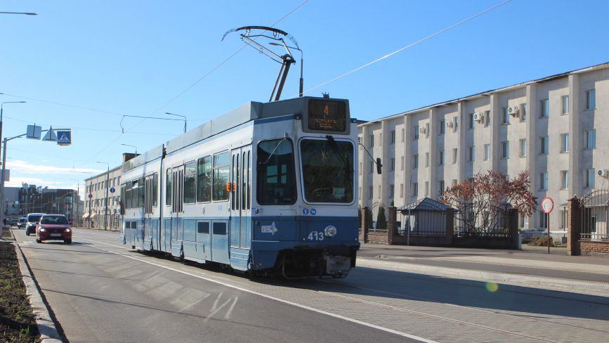 На Батозькій відновили рух громадського та приватного транспорту. Як виглядає вулиця