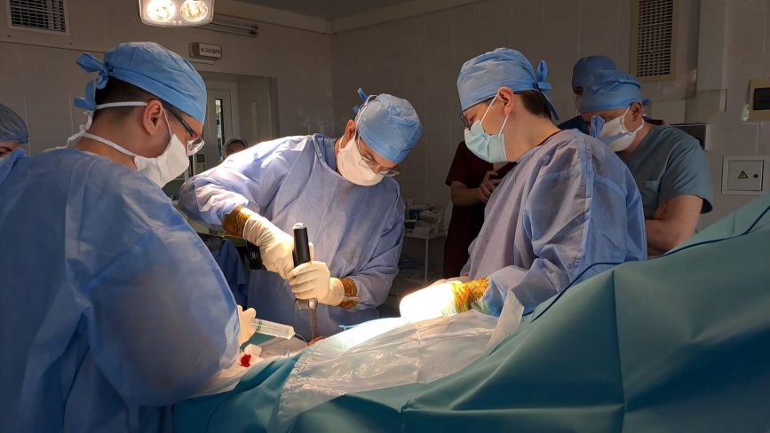 Унікальну операцію з протезування провели на базі Вінницької «Пироговки»