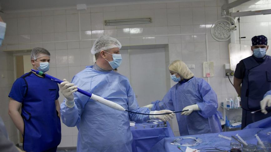 У Вінницькій «Пироговці» провели унікальну кардіохірургічну операцію