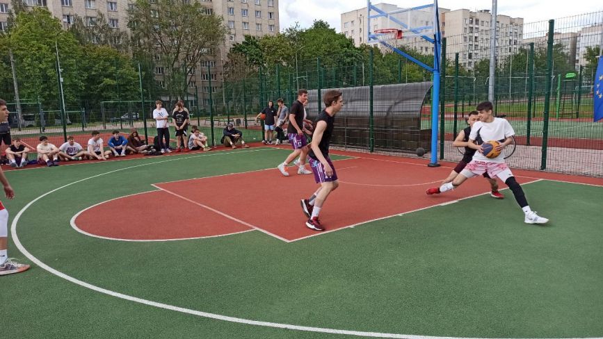 Турніром відкрили стрітбольний сезон. У Вінниці провели чемпіонат із вуличного баскетболу