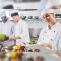 «Смачні» вакансії, або ТОП-7 пропозицій для вінницьких кухарів. Скільки пропонують  роботодавці?