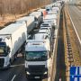 На кордоні з Польщею скупчилися майже три тисячі вантажівок