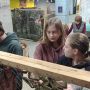 Щоб продовжувати допомагати ЗСУ: вінницькі школярі створили дитячий волонтерський центр