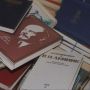 Очистити полиці та підтримати армію: у Вінниці збирають макулатуру з російськомовної літератури
