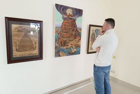 «Ця картина — не порнографія». Чому через роботу вінницького художника спалахнув скандал