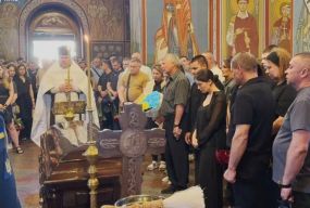 «Казав, що після війни буде частіше приїжджати у Могилівку»:  попрощалися з льотчиком F-16 Максимом Устименком