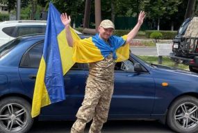 Солдат Ярослав Склярук, що вижив у пеклі полону, нарешті вдома