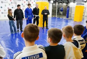 Герой фільму про підйом ветеранів на Кіліманджаро Олександр Міхов зустрівся з вінничанами
