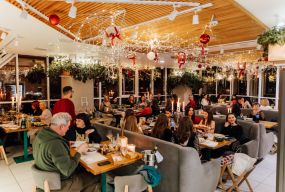 Новорічний корпоратив 2026 у Вінниці. Де зустрітися з колегами і за скільки? (партнерський проєкт)