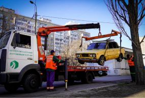 Покинуті авто будуть забирати з вулиць Вінниці. Ухвалили місцевий порядок