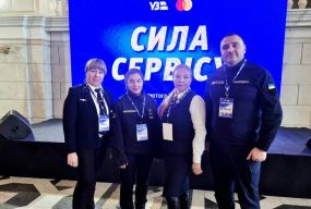«Де ще побачиш стільки зустрічей і прощань?»: залізничники зі Жмеринки перемогли у рейтингу «Сила Сервісу»