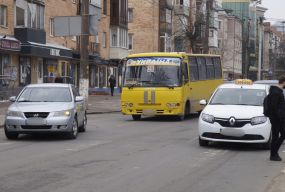 Куди у Вінниці важко доїхати громадським транспортом? Ми запитали