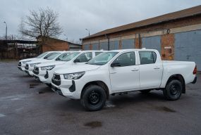 Вінниця купує 40 пікапів для військових. Що шукають і скільки готові заплатити?