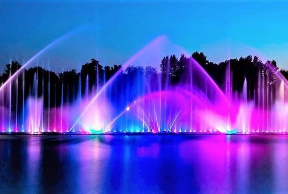Картинки по запросу фото фонтанів Рошен