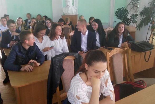 Вінничани у клубі сімейного дозвілля знайомилися з традиціями вірменської сім’ї