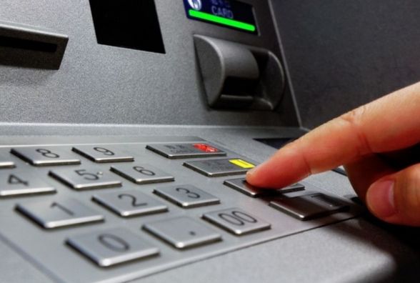 У Калинівському районі невідомі підірвали банкомат та поцупили з нього гроші