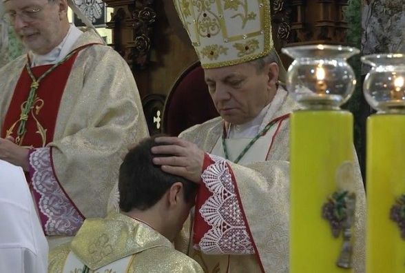 Наймолодший у світі: Папа Римський призначив вінницького священика єпископом