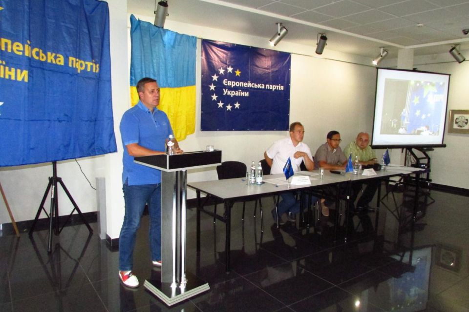 На Вінниччині рейтинг Порошенка обвалився, а партія БПП опинилась в опозиції (прес-служба «Європейської партії»)