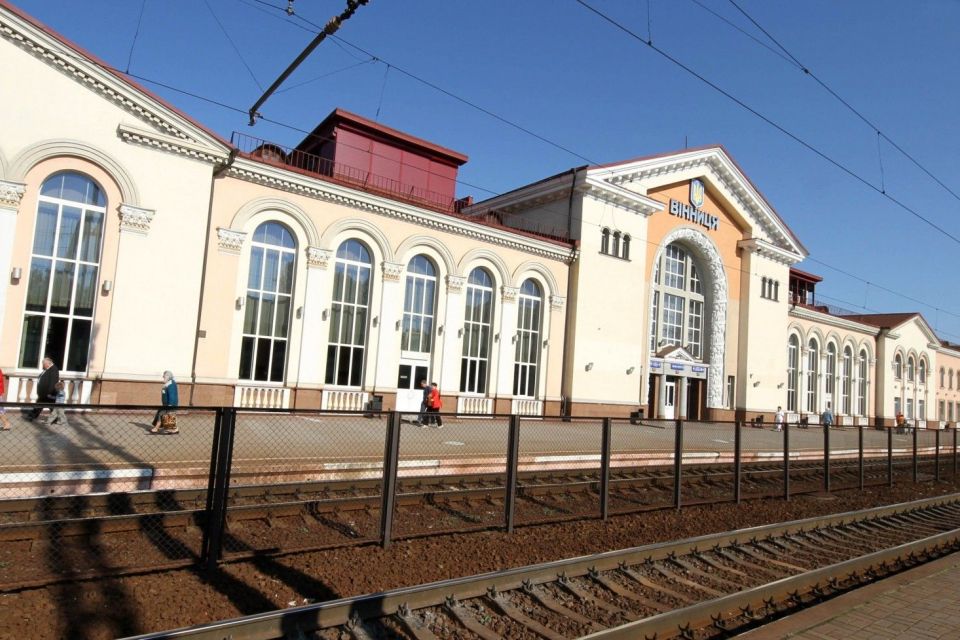 «Укрзалізниця» прив’язала до курсу євро вартість квитків ЄС. Які потяги їдуть через Вінницю?
