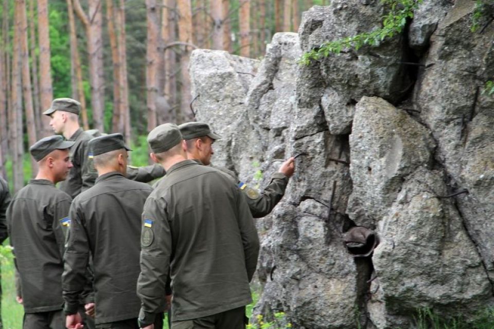 Мільйон за вигадку про підземелля «Вервольф». Дві правди про схованку  Гітлера під Вінницею