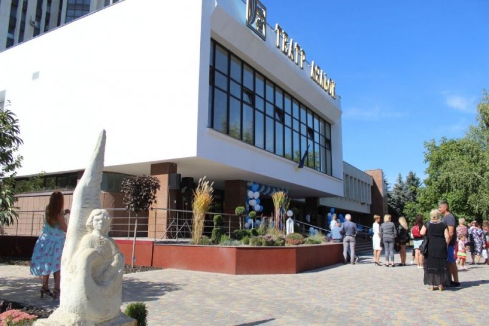 Вінницький театр ляльок відкрив другий сезон у новому приміщенні. Що покаже дітям?