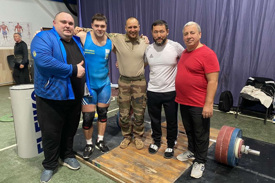 Вінничанин Руслан Кожакін став абсолютним чемпіоном України з важкої атлетики серед чоловіків