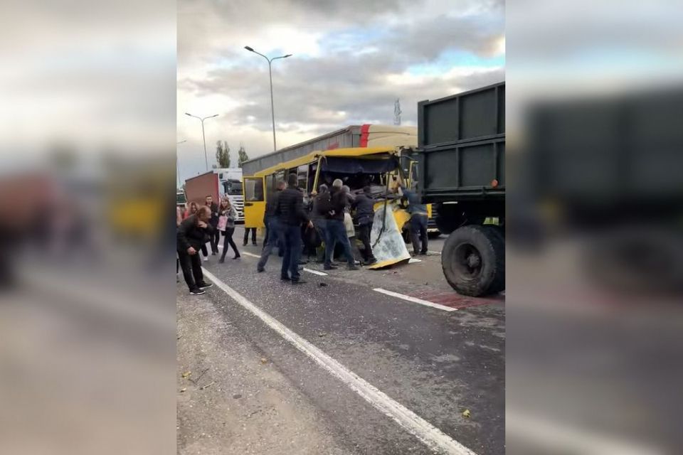 ДТП з автобусом, бійка у кафе та інше важливе за 23 вересня у Вінниці