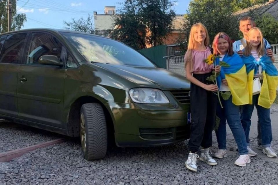 «Спершу це здавалося неможливим». Три подружки з матусями зібрали гроші на авто для військових