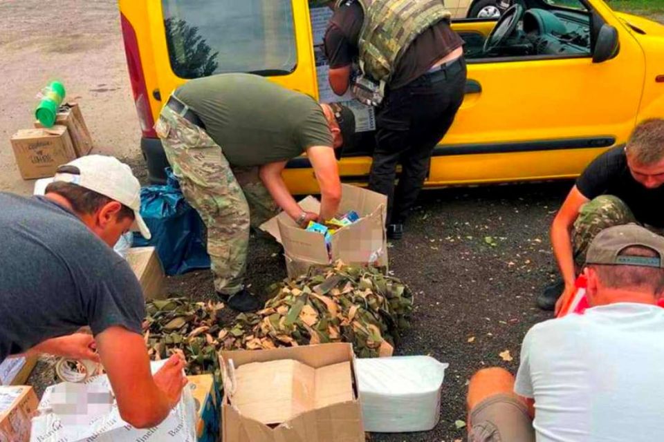 «Ледь не поплатилися життям». Волонтери з Шаргорода не знали, що везуть на фронт спиртне