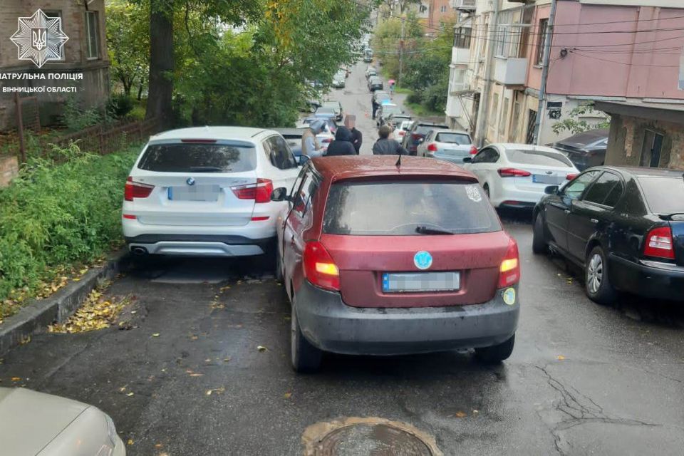 Зіткнулись чотири машини: у центрі міста водій «під кайфом» спричинив ДТП