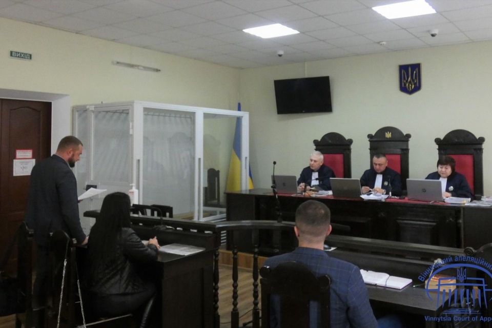 У Вінниці судять дівчину, яка хотіла продати гуманітарки на близько пів мільйона гривень