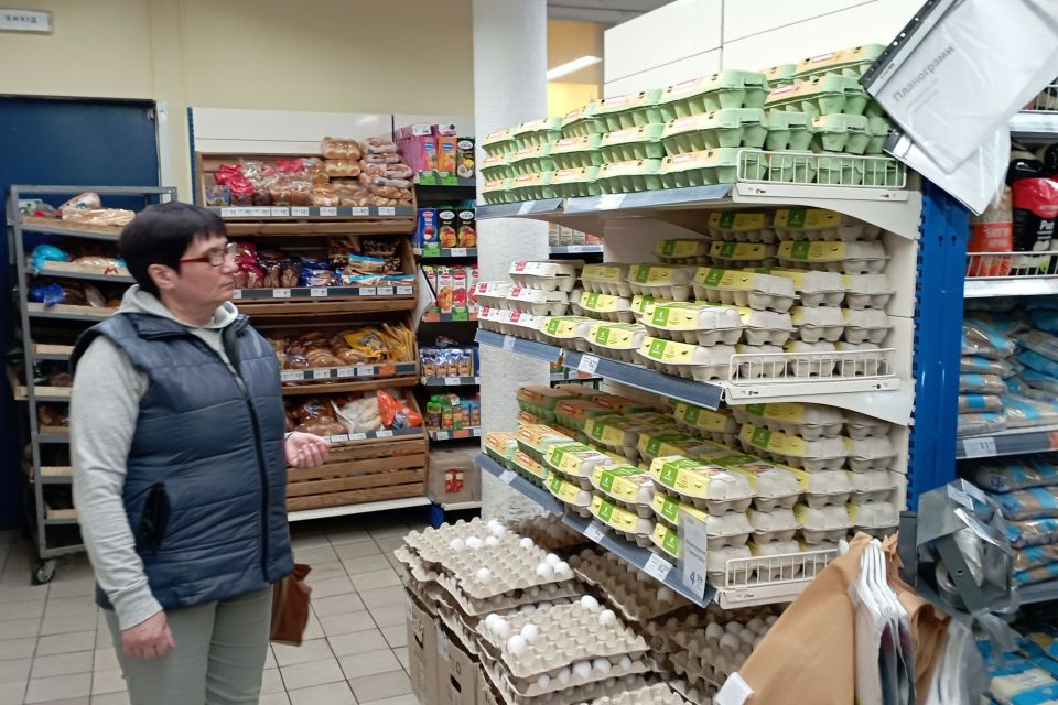 Ціни на яйця зростають. Скільки коштують зараз, чому та що буде з вартістю далі?