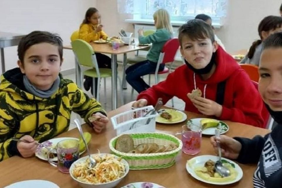 У Калинівці безкоштовно харчуватимуть дітей, чиї батьки мобілізовані на війну