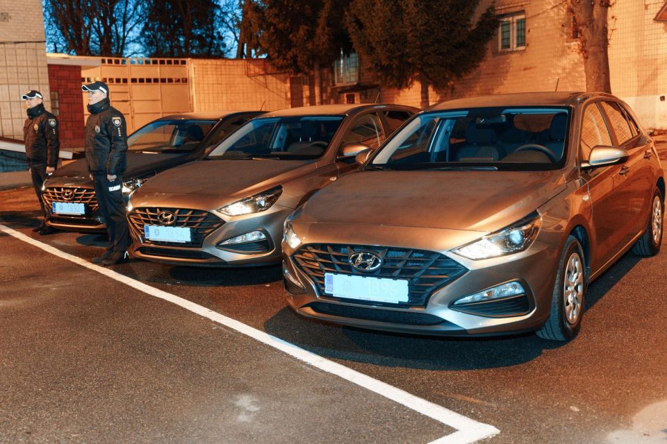 Автопарк вінницької поліції поповнився шістьма автомобілями