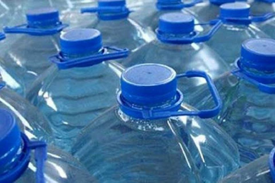 Як правильно зробити запас води на випадок відключення водопостачання