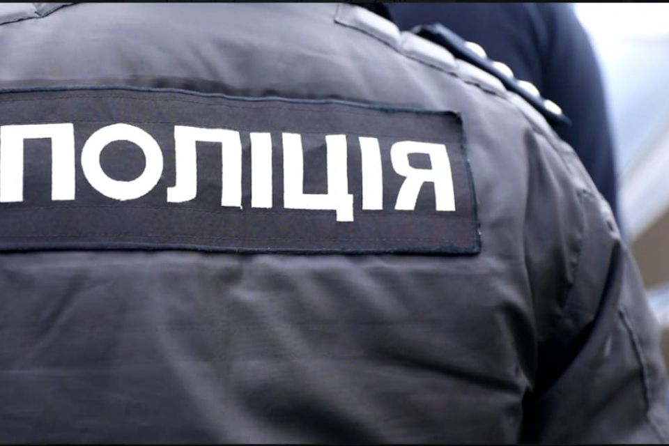 Ледь не замерзла: на Вінниччині 91-річна бабуся впала та добу пролежала на підлозі