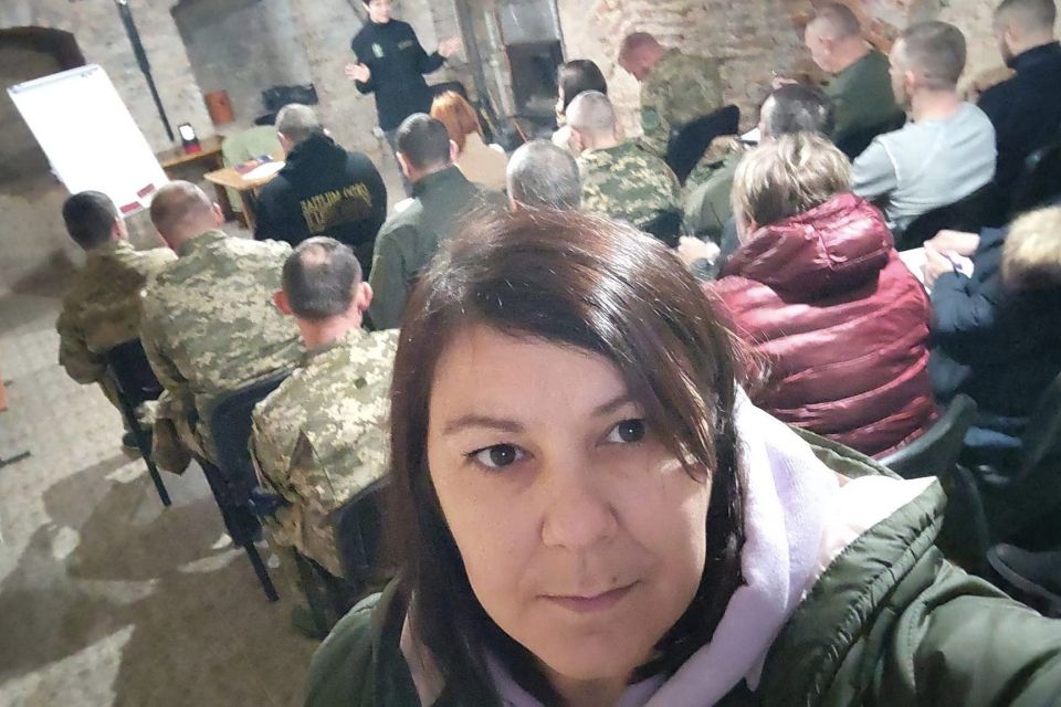 «Відкриваю пункт незламності в себе вдома» — журналістка 20minut.ua Ольга Бобрусь