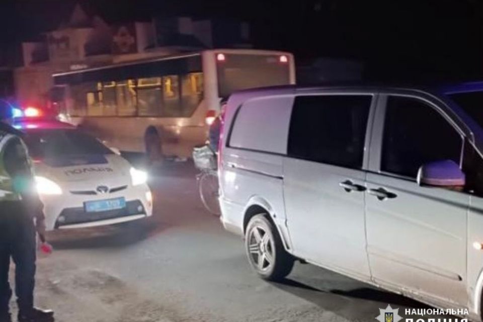 Аварія у Могилів-Подільському: водій на Mercedes збив жінку, яка переходила дорогу по «зебрі»