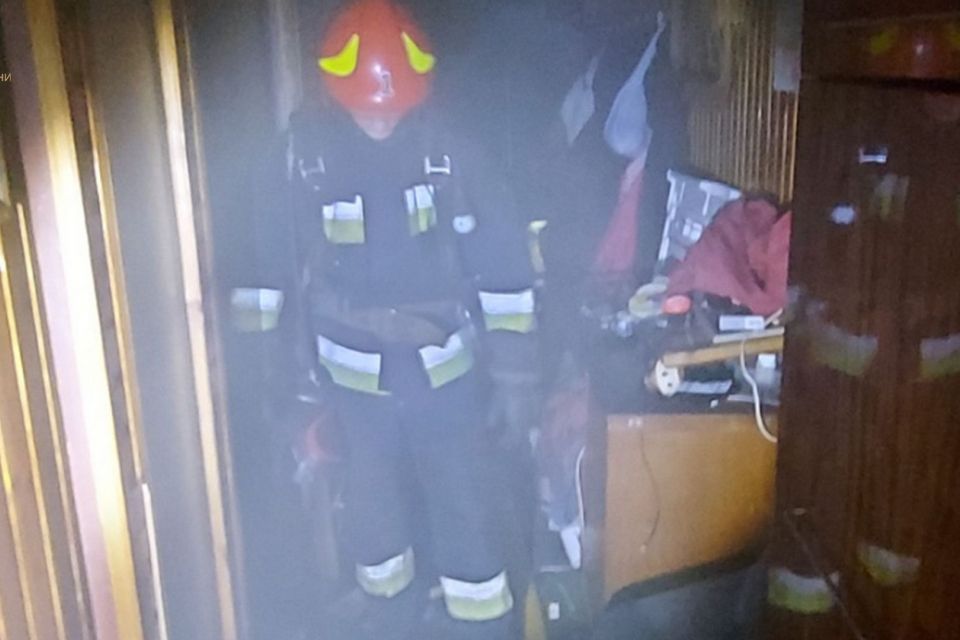 Смертельна пожежа на Політехнічній: на виклик виїхали десять рятувальників, але вже було пізно