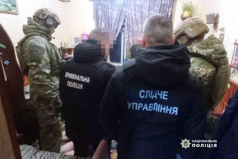 Зеки з колонії дурили військових та їх родичів: «заробляли» по 100 тисяч вдень