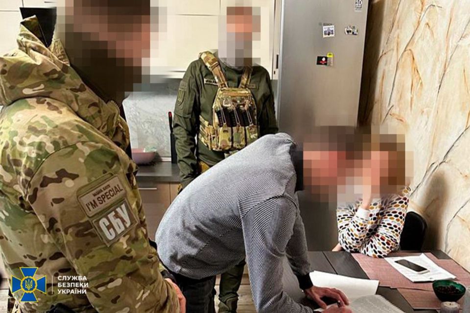 Обшуки у Києві та Вінниці: СБУ викрила посадовців Міноборони на розкраданні