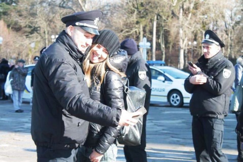 Сім років тому стати «копом» було модно. Спогад про день присяги перших вінницьких патрульних