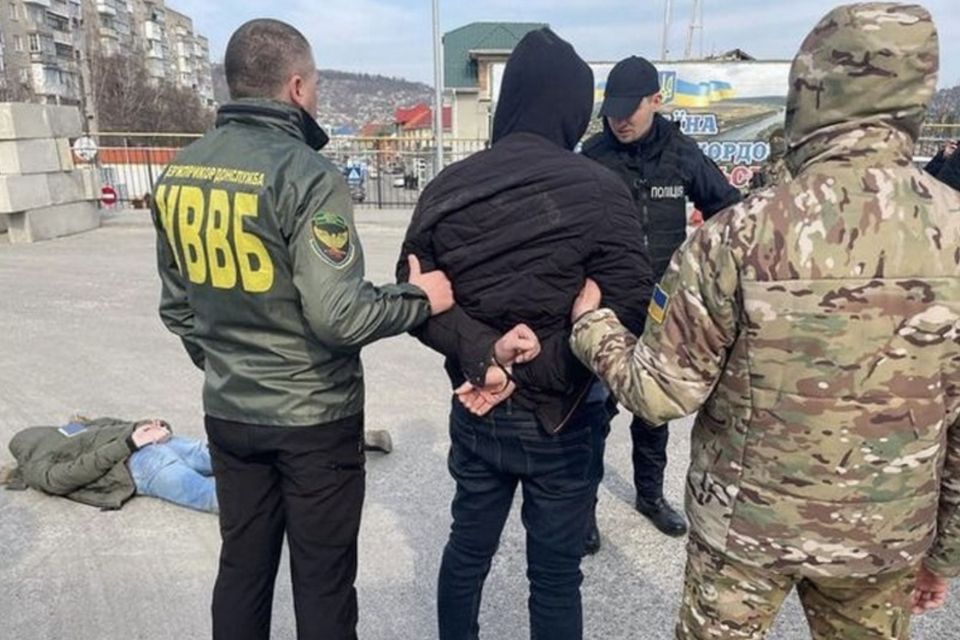Хто і як допомагав вінничанам відкосити від мобілізації: про схеми і розцінки