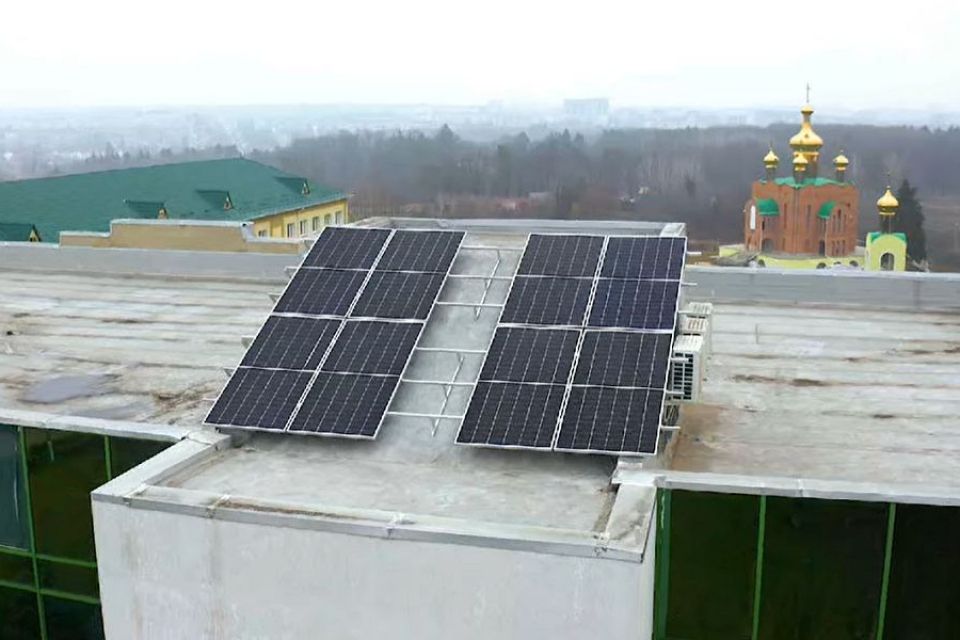 Науковці з аграрного університету створили гібрид сонячної електростанції