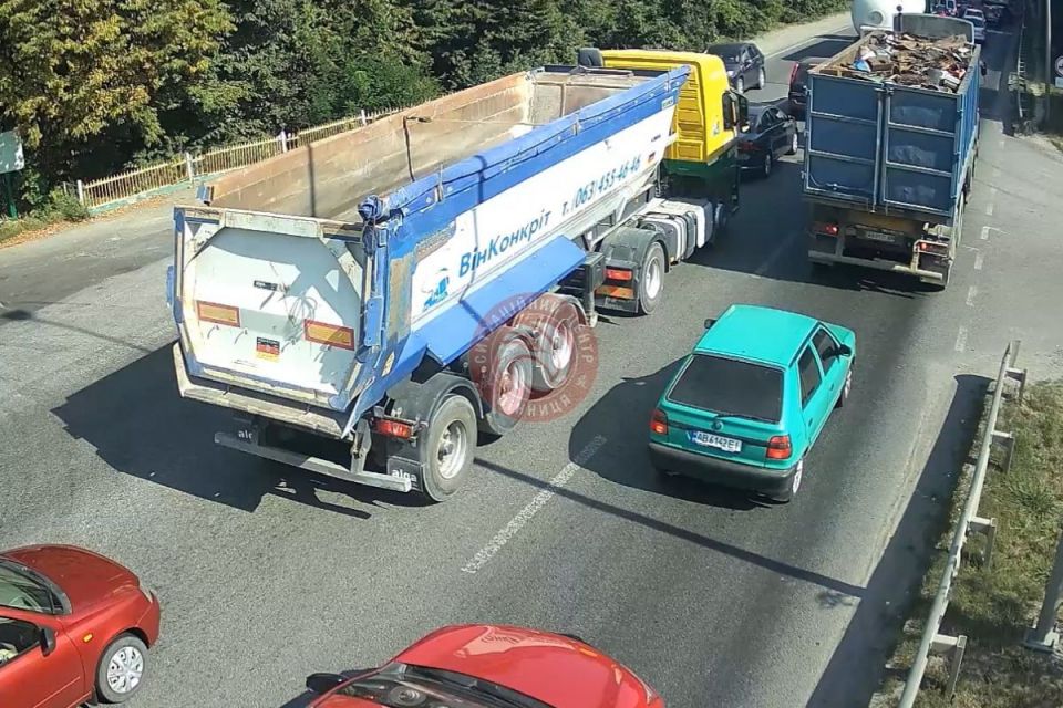 На об'їзній сталася смертельна ДТП: на в'їзді до Вінниці великі затори