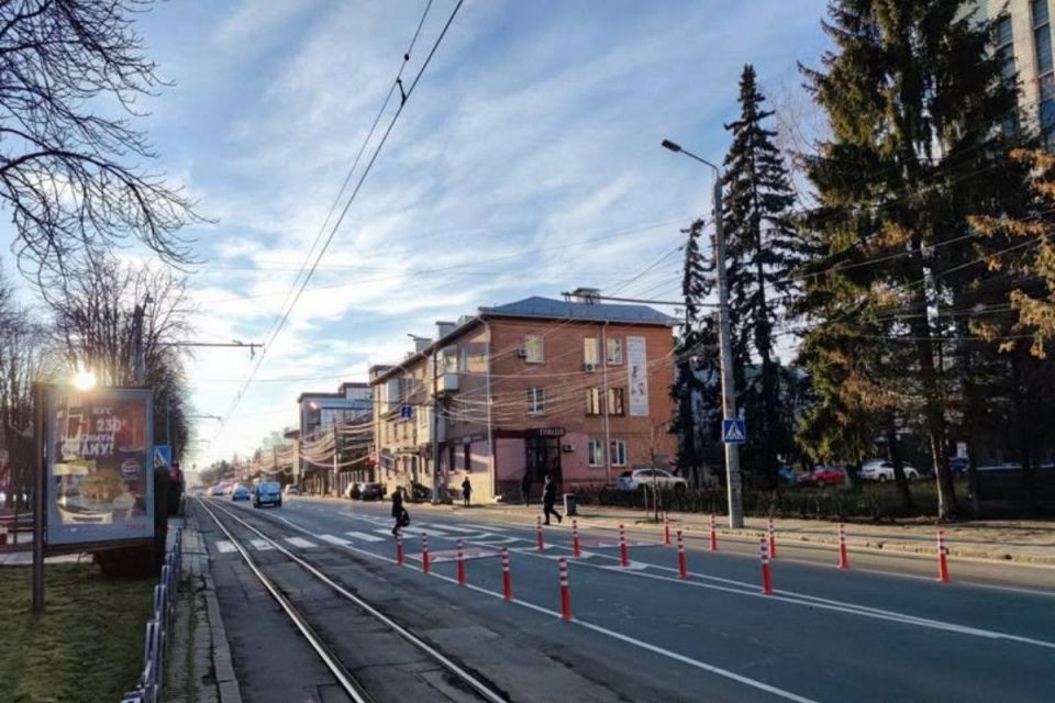 На вулиці Пирогова встановили «берлінські подушки»