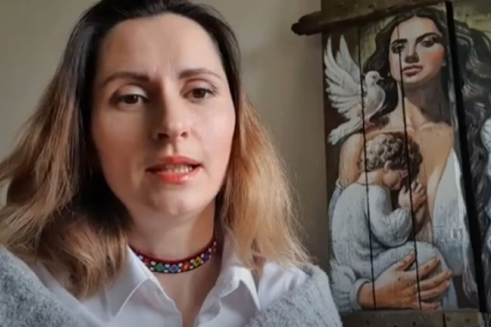 «Не встигли вивезти із Лисичанська»: як в окупантів опинилися картини вінничан