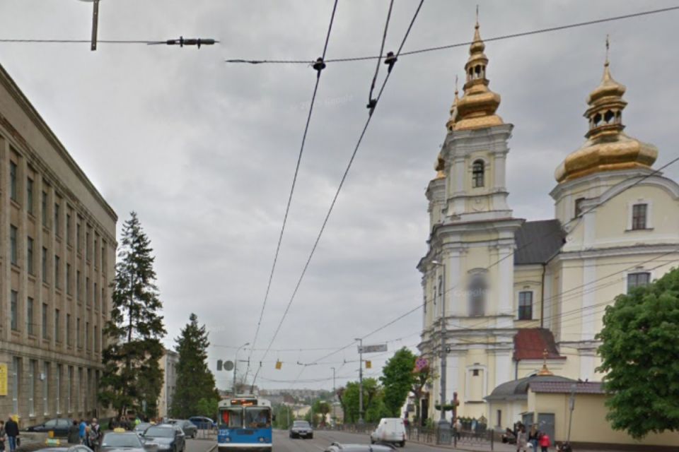 Експерти пропонують обмежити рух на Соборній для комфорту містян